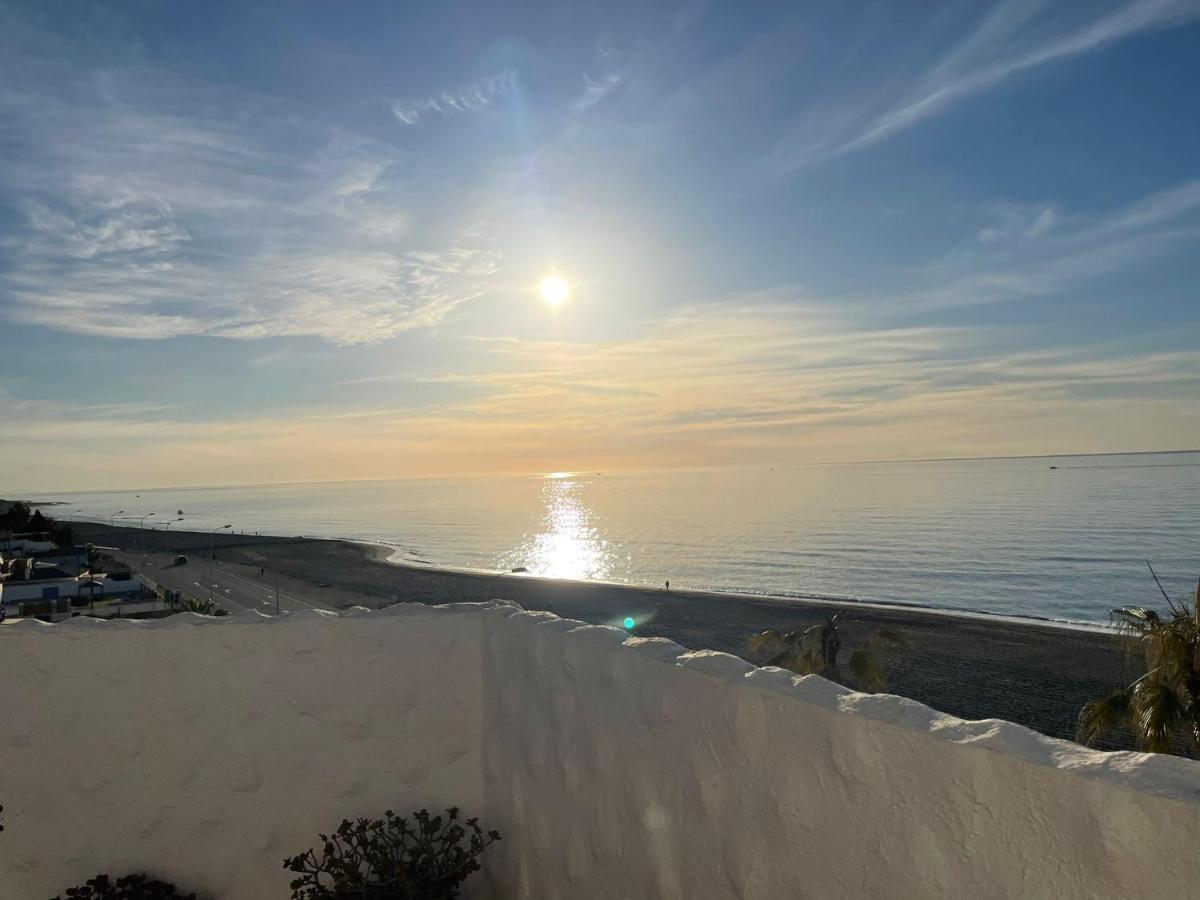 Atico Sobre El Mar Διαμέρισμα Benajarafe Εξωτερικό φωτογραφία
